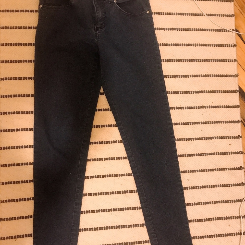 Jeans - Picture 1 of 3